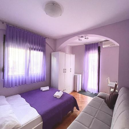 Studio Apartment Near Split Airport Kastela Bagian luar foto