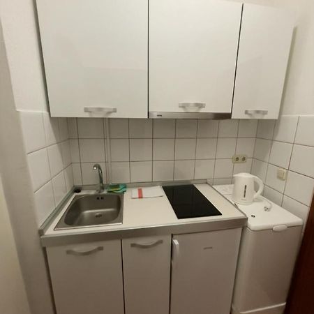 Studio Apartment Near Split Airport Kastela Bagian luar foto